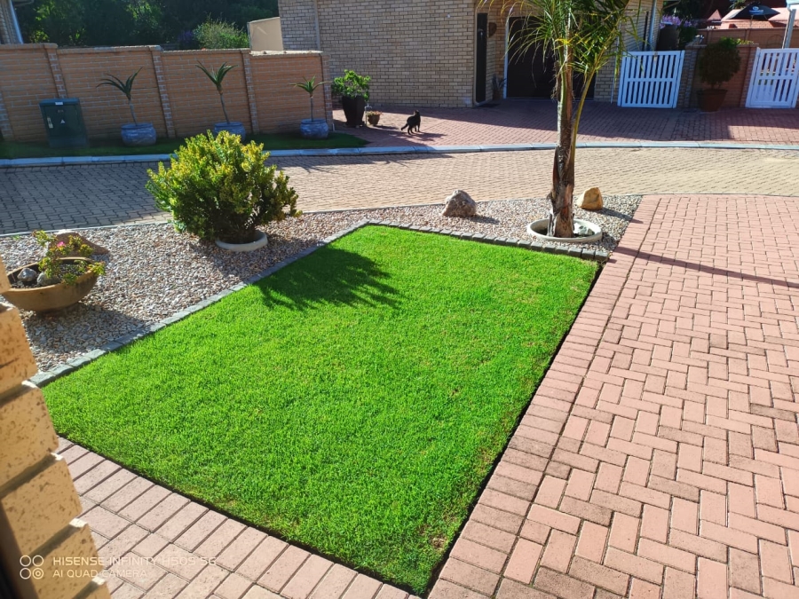 3 Bedroom Property for Sale in Groot Brakrivier Central Western Cape